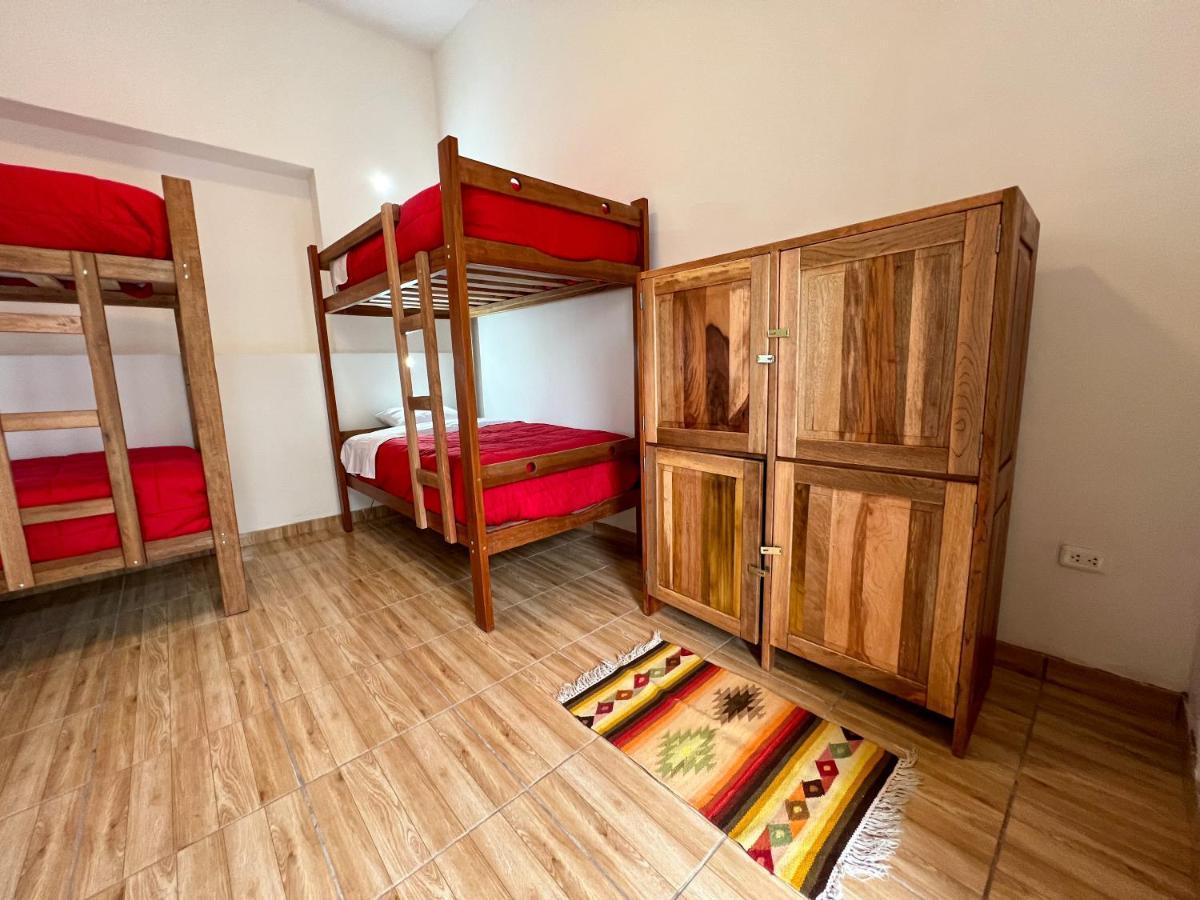 بيت شباب Tupac Huaraz المظهر الخارجي الصورة