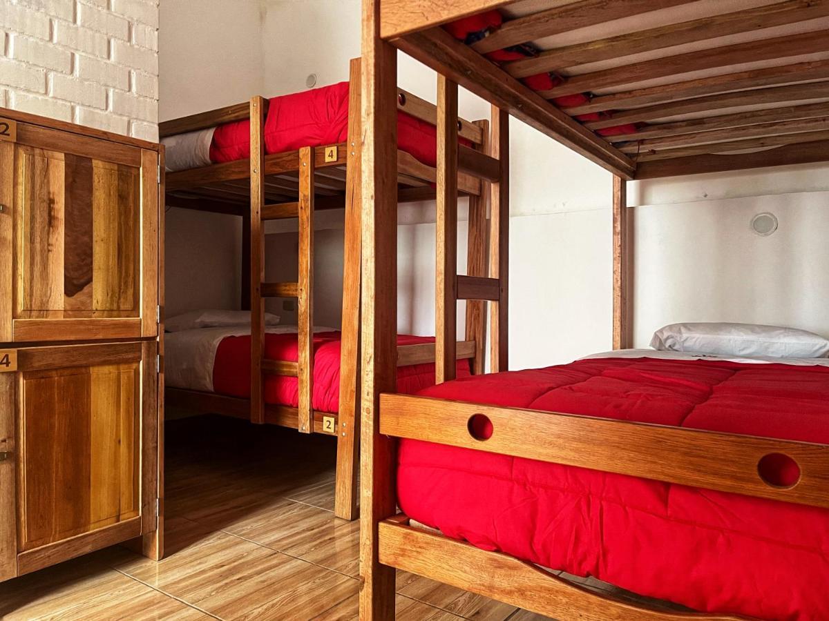 بيت شباب Tupac Huaraz المظهر الخارجي الصورة