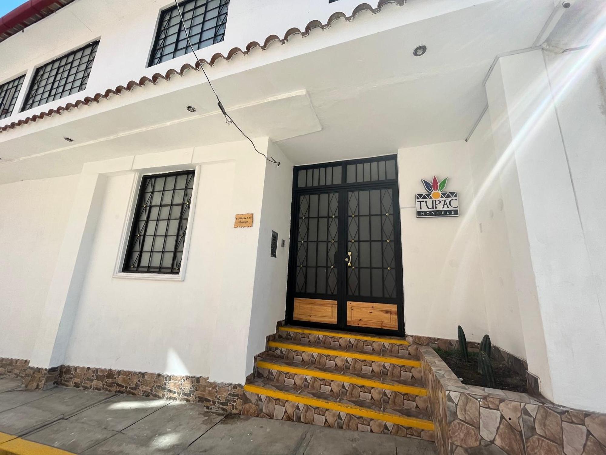 بيت شباب Tupac Huaraz المظهر الخارجي الصورة