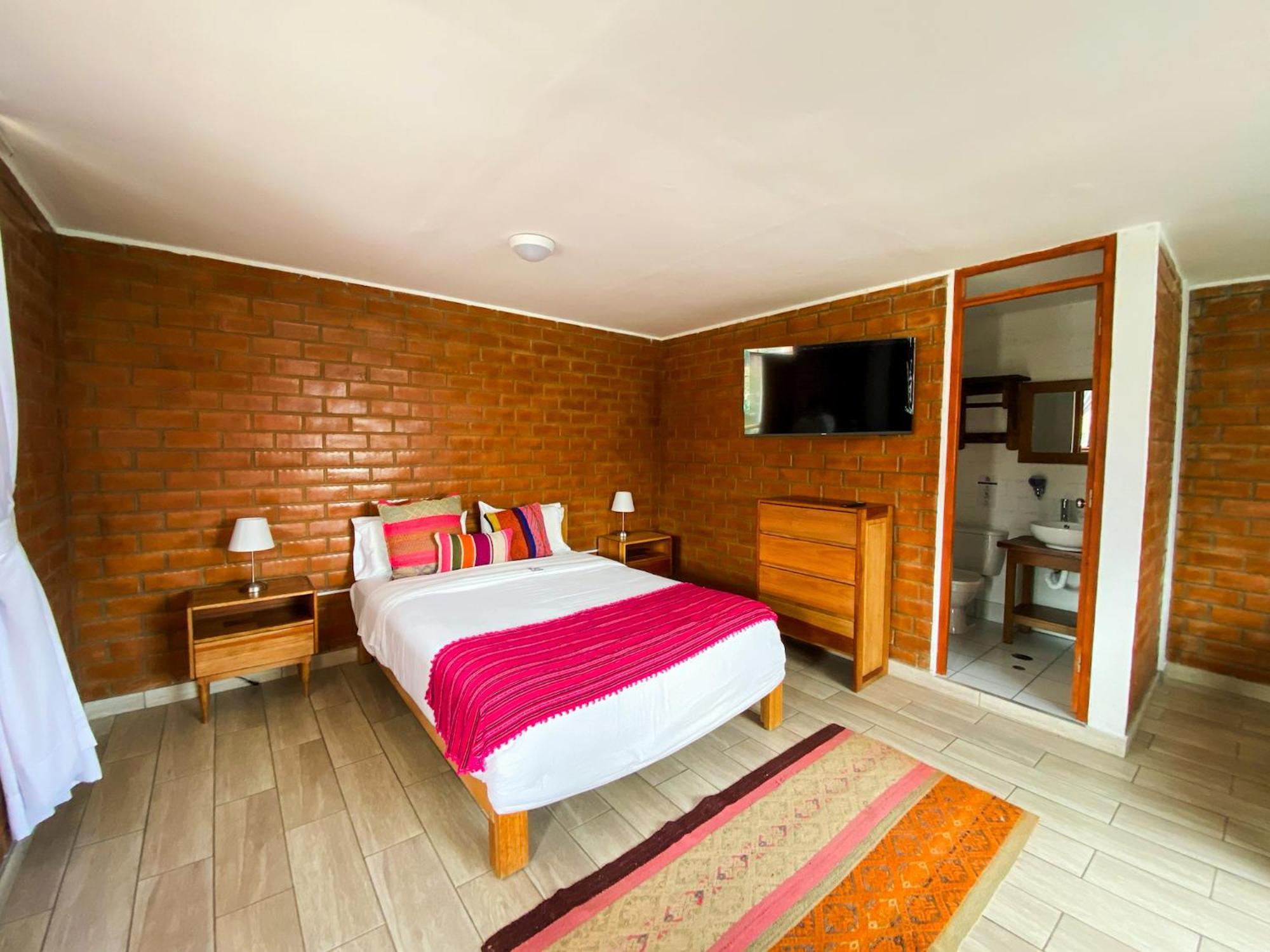 بيت شباب Tupac Huaraz المظهر الخارجي الصورة